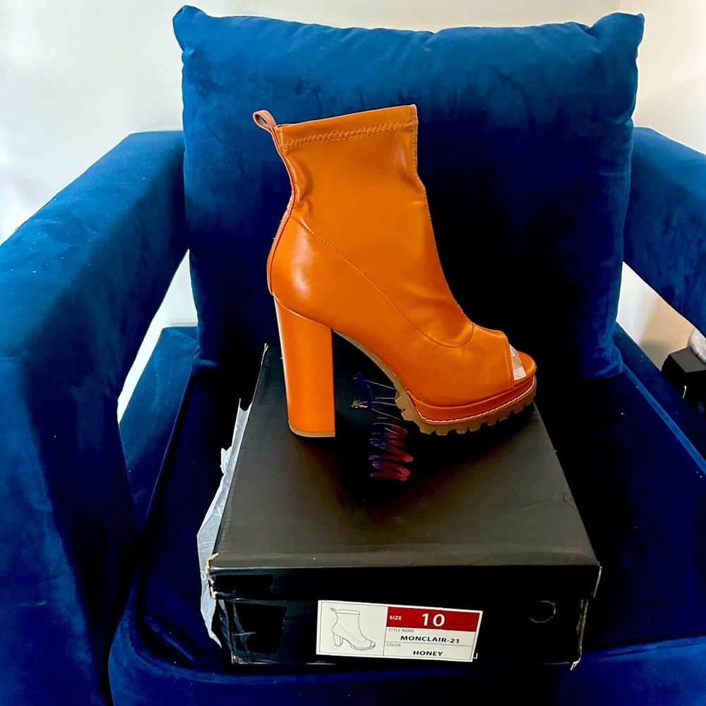 Carmel ankle boot